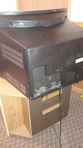 File:JVC AV-27S776 rear.jpg