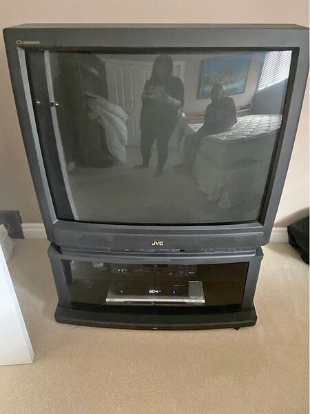 File:JVC AV-36D800 front.jpg
