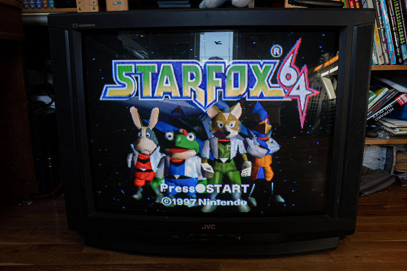 File:JVC AV-32D200 front.png