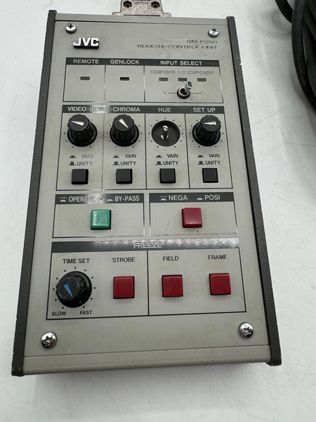 File:JVC RM-P250 photo4.webp