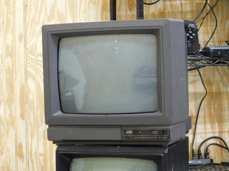 File:JVC TM-131SU front.png