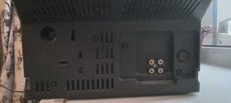 File:JVC AV-1400UE rear-panel.jpg