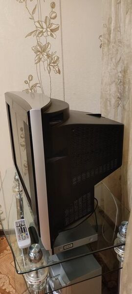 File:JVC AV-25MX76 angle.jpg