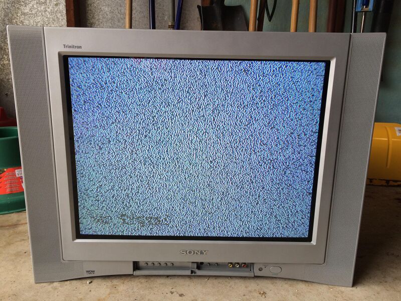 File:Sony kv24fv300.jpg