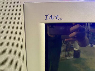 I'Art Pro branding on the JVC AV-32S776