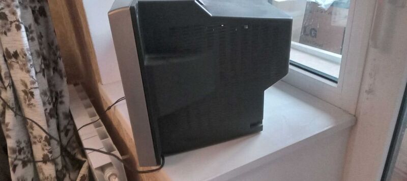 File:JVC AV-1400UE rear.jpg