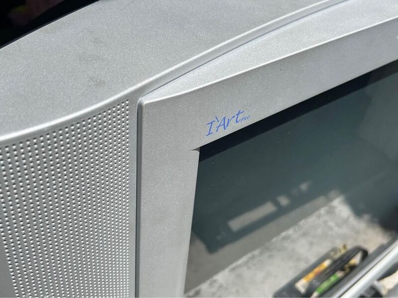 File:JVC AV-32S575 screen 5.jpg