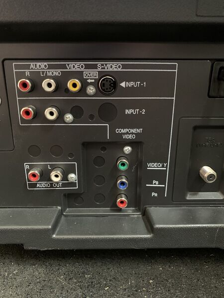 File:JVC AV-27SF36 OfferUp 6.jpg