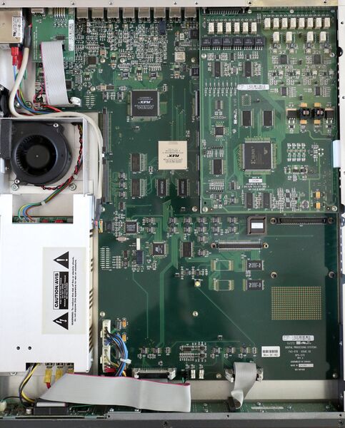 File:Leitch DPS-575 inside.jpg
