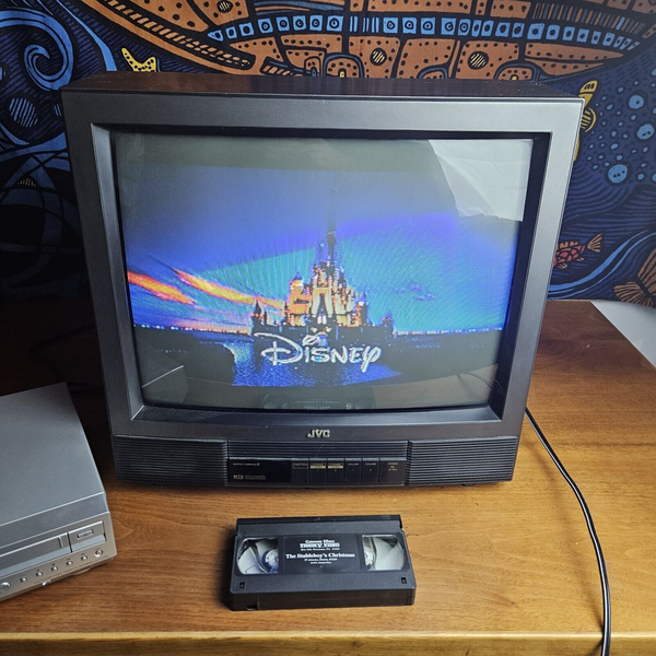 File:JVC AV-2049S front.png